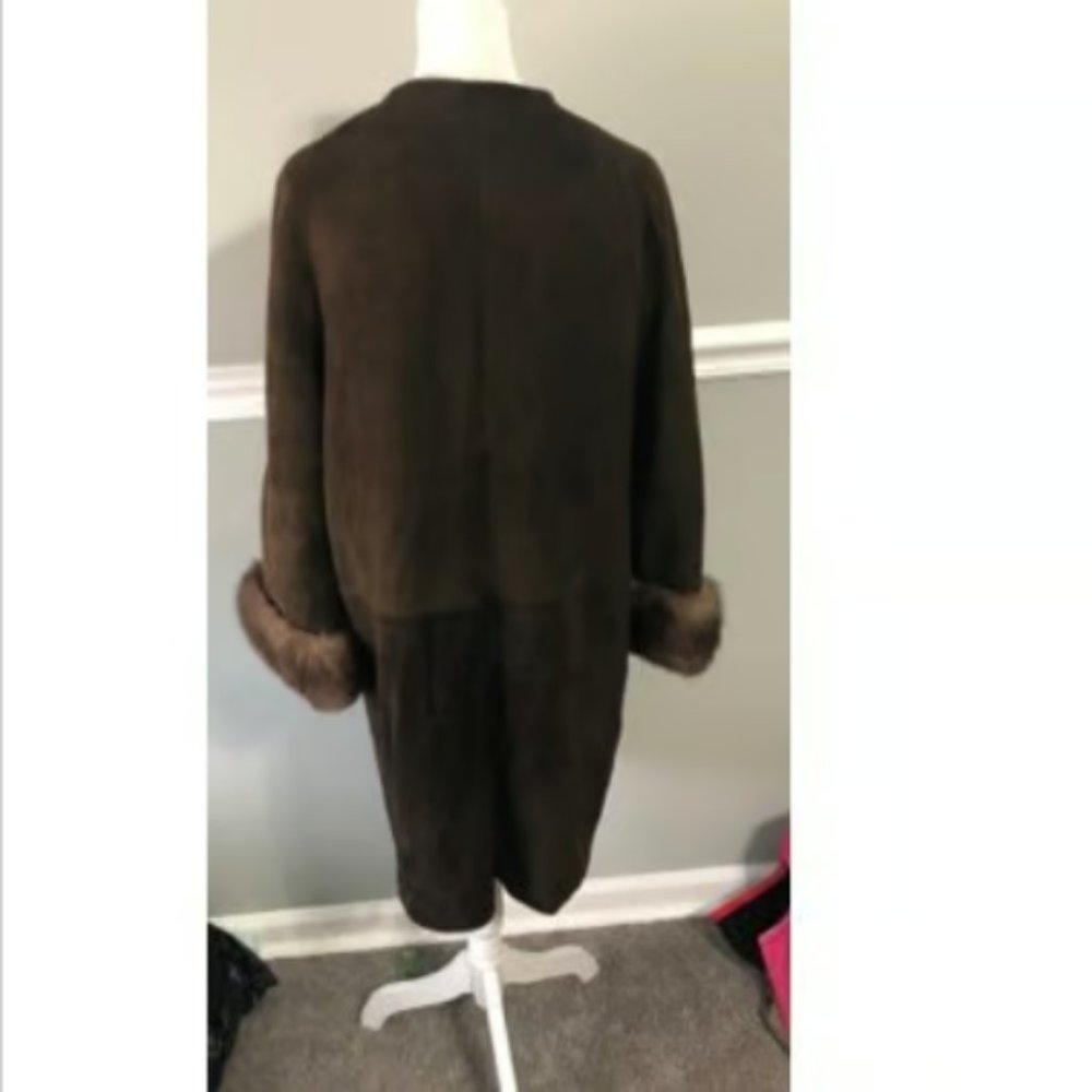 Vintage 1950s 1960s Buttoned Suede Fur Trim Coat - Picture 5 of 6